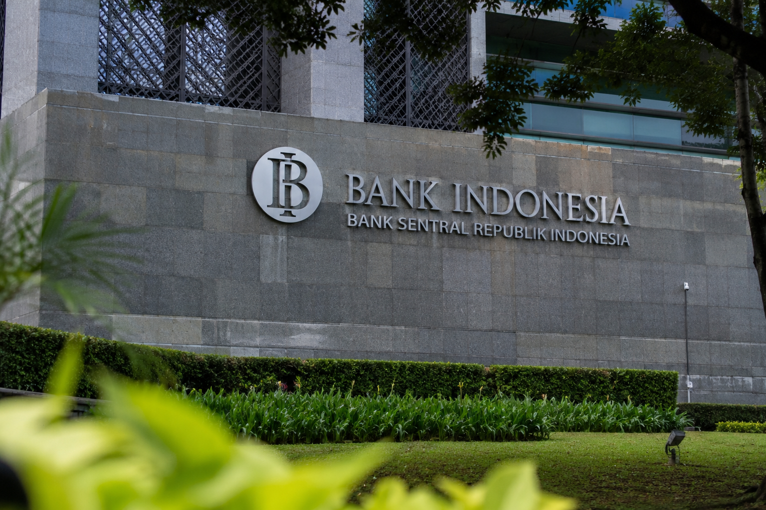 kenaikan suku bunga BI rate mendadak