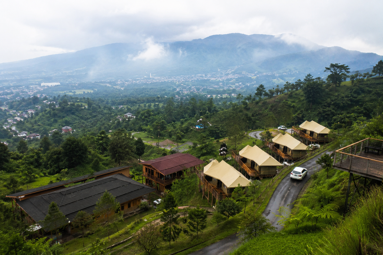 Mengapa Liburan ke Puncak Masih Jadi Pilihan Favorit Wisatawan?
